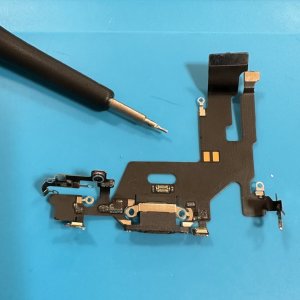 iPhone11 ライトニング交換
