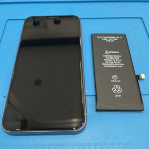 iPhone11 (アイフォン11) バッテリー交換