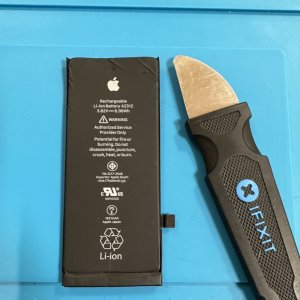 iPhoneSE2  バッテリー交換