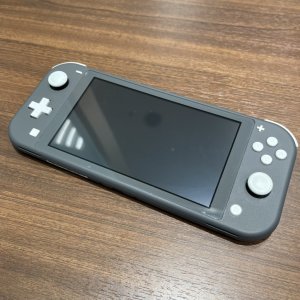 Nintendo Switch Lite ニンテンドースイッチライト バッテリー修理