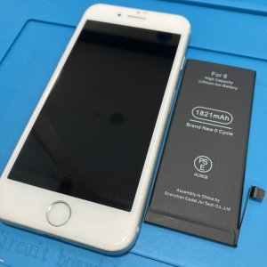 iPhone8 バッテリー交換