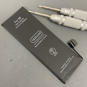 iPhoneSE 初代SE バッテリー交換