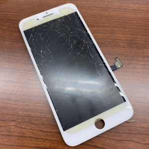 iPhone8Plus フロントパネル交換