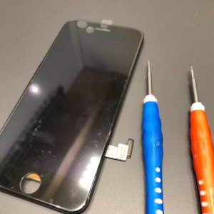 iPhoneSE2 フロントパネル交換