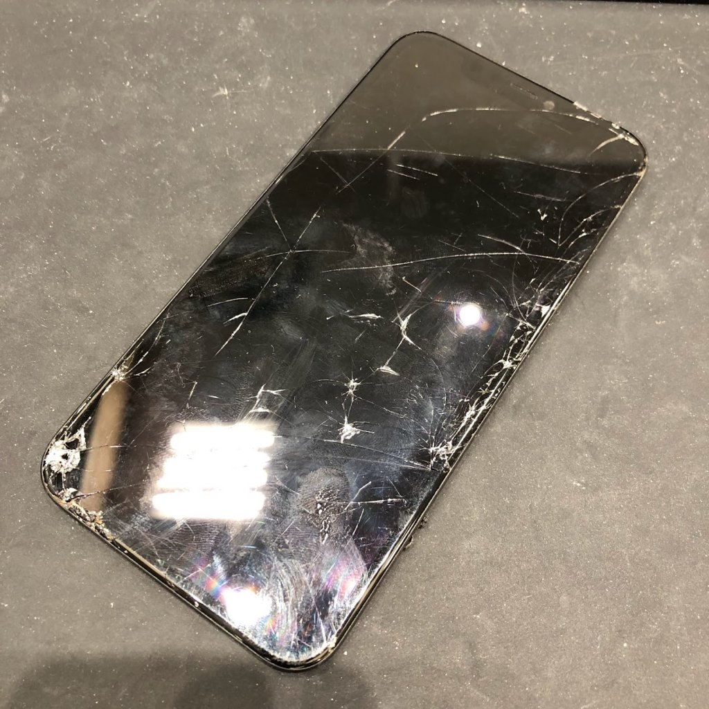 iPhone11 液晶交換