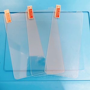 iPhoneXS 強化ガラス貼り付け 永久保証