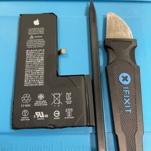 iPhoneXS バッテリー交換