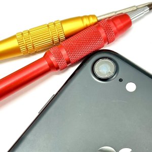 iPhone8 アウトカメラガラス交換