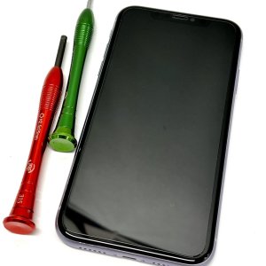 iPhone11 フロントパネル交換