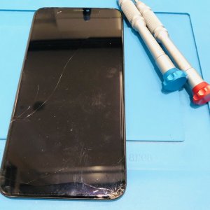 iPhoneXSMax (アイフォンXS Max) フロントパネル交換