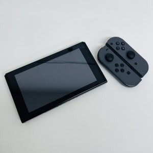 任天堂switch バッテリー交換修理