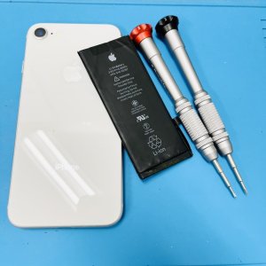 iPhone8 バッテリー交換修理