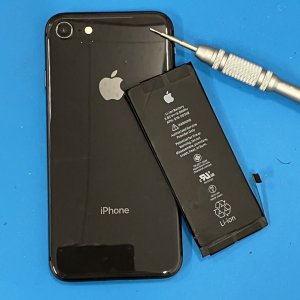 iPhone8 バッテリー交換