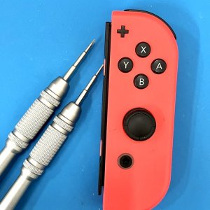 Nintendo Switch ジョイコン修理