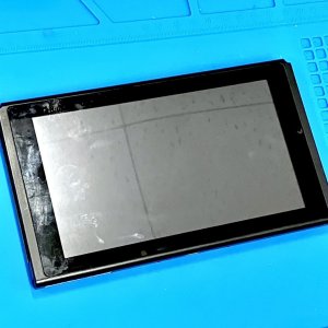 Nintendo Switch 液晶修理