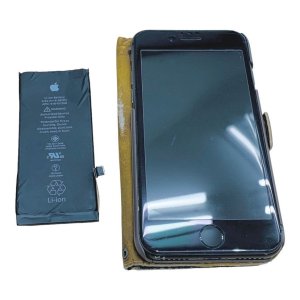 iPhone8 バッテリー交換
