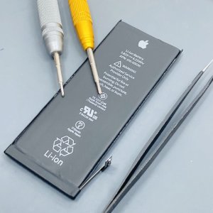 iPhone6S バッテリー交換