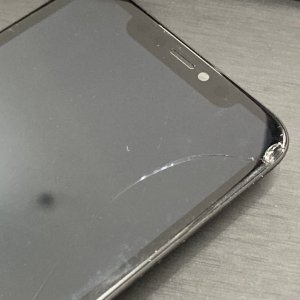 iPhone11 フロントパネル交換