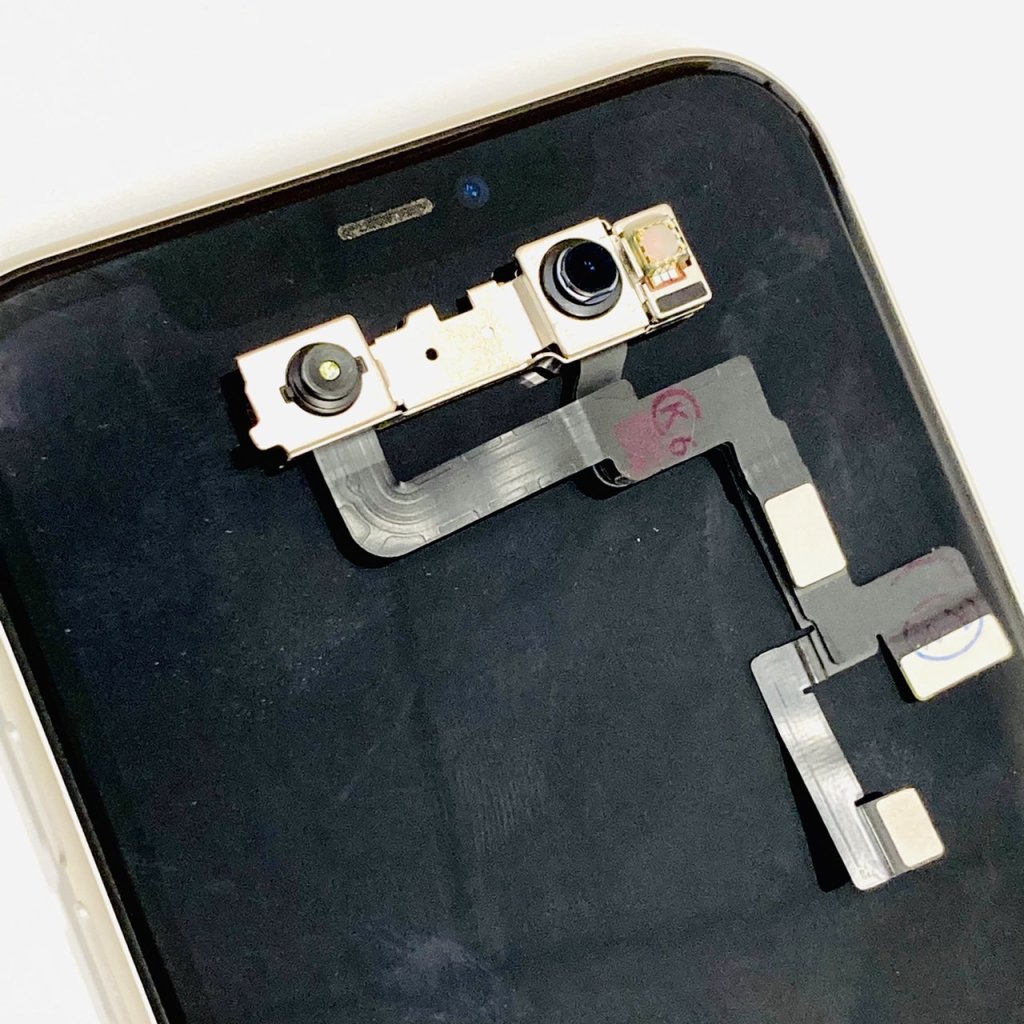 iPhone11 インカメラ交換修理