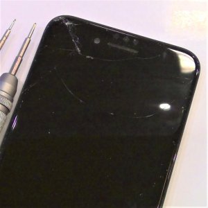 iPhoneSE2 フロントパネル交換