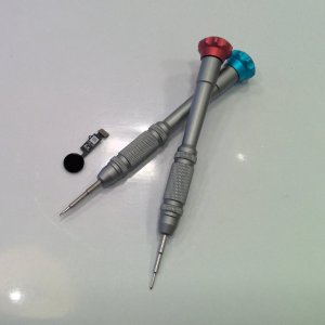 iPhone8ホームボタン交換