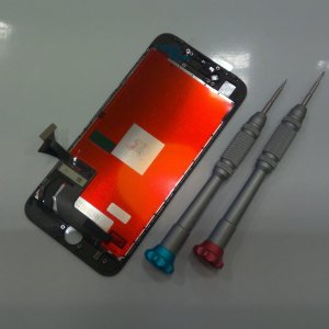 iPhone8液晶交換
