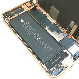 iPhone8 バッテリー交換