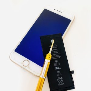 iPhone8 バッテリー交換修理