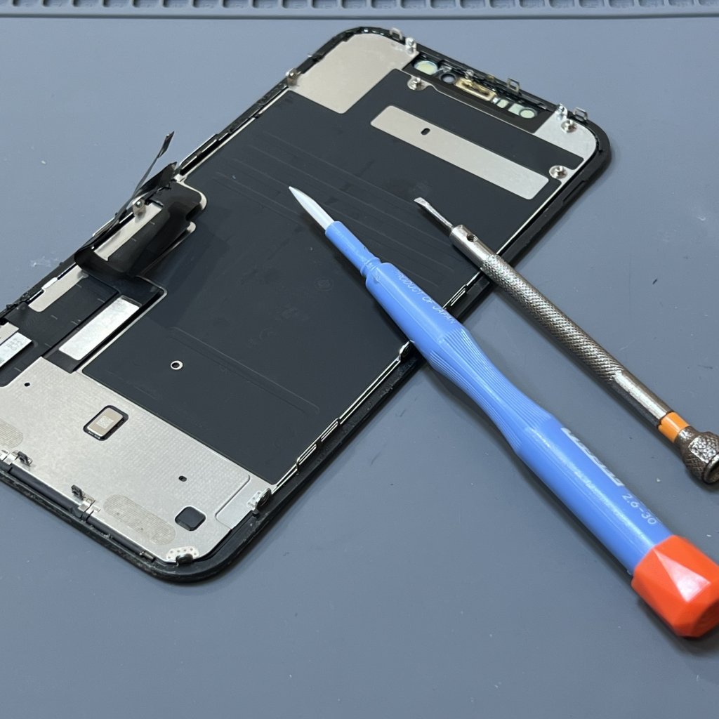 iPhone11 パネル交換