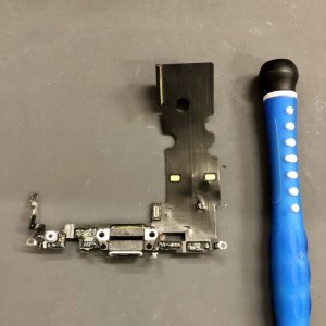 iPhone8 ライトニング交換