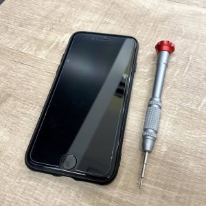 iPhone8 フロントパネル交換
