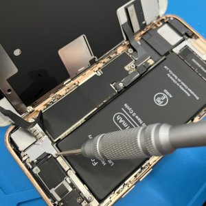 iPhone8 バッテリー交換