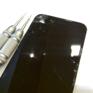 iPhone8 フロントパネル交換