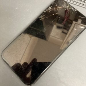 iPhoneXR 液晶画面 交換修理