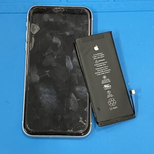 iPhoneXR バッテリー交換