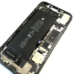 iPhone8 バッテリー交換