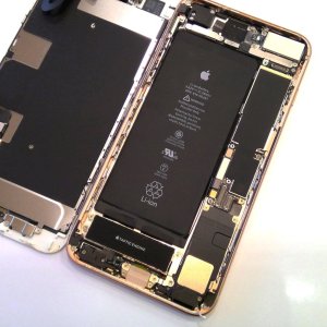 iPhone8Plus バッテリー交換