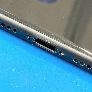 iPhoneSE2 ドッグコネクター交換