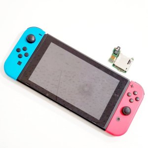 任天堂スイッチ ゲームカードスロット 交換