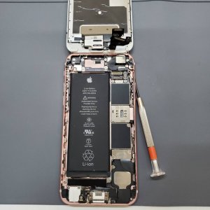 iPhone6S バッテリー交換
