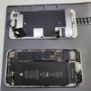 iPhone8 バッテーリー交換