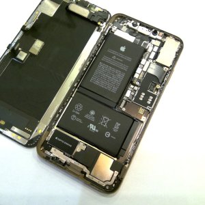 iPhoneXSmax バッテリー交換