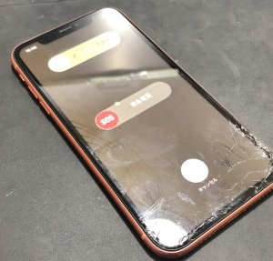 iPhoneXR フロントパネル交換