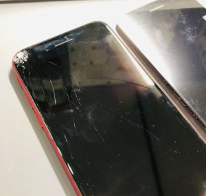 iPhoneSE2 フロントパネル交換