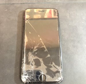 iPhoneSE2 フロントパネル交換