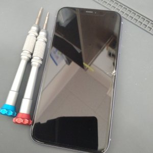 iPhone11 フロントパネル交換
