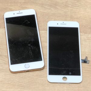 iPhone8Plus フロントパネル交換