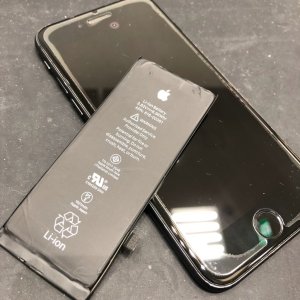 iPhone8 バッテリー交換