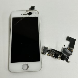 iPhoneSE パネル・ライトニング交換