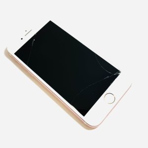 iPhone7 フロントパネル交換 ぶつけた衝撃で画面が割れてしまい…